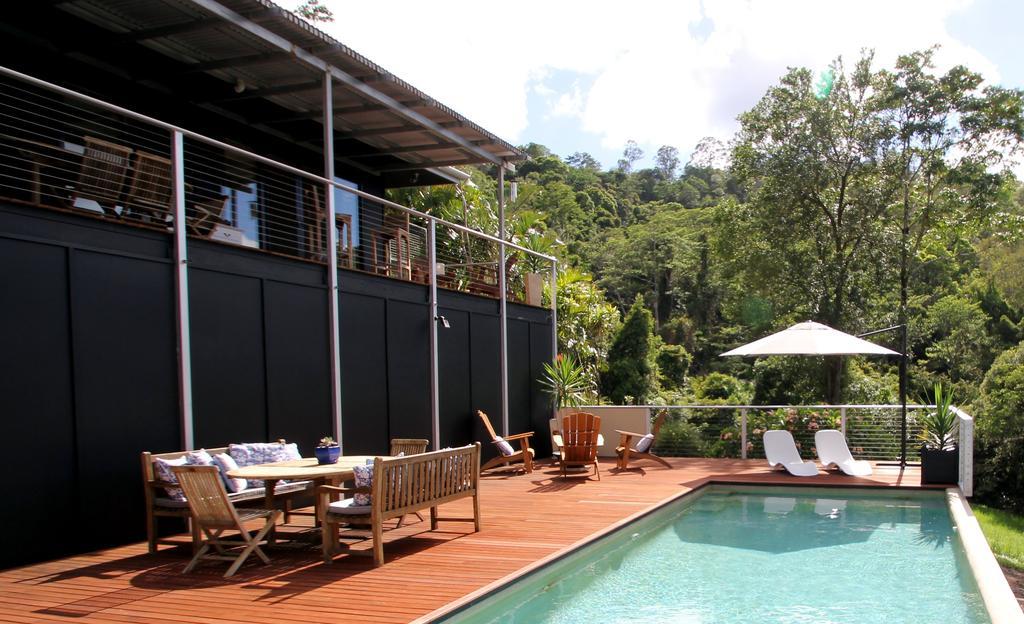 Phoenix Eumundi Exterior photo