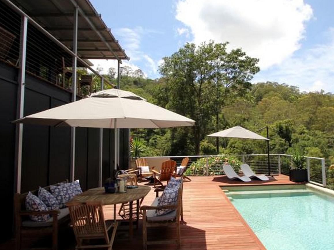 Phoenix Eumundi Exterior photo